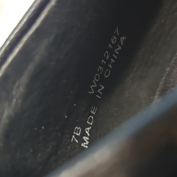 WALKING CRADLES FAWN SLIP-ON LEATHER FLATS. SIZE 7B. - Picture 4 of 9